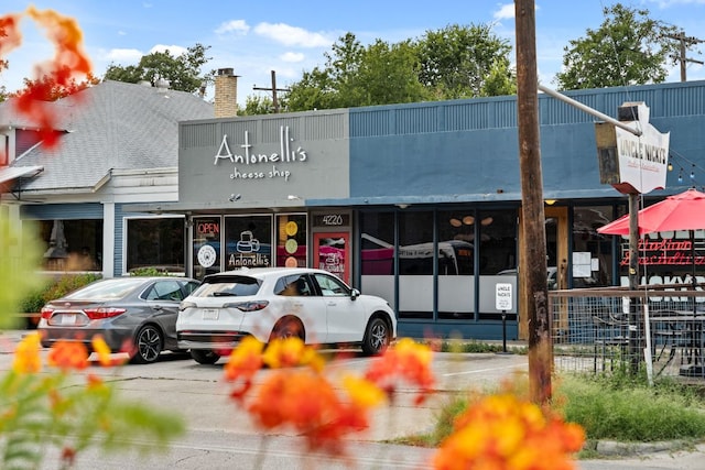 4015 Speedway Unit 1, Austin, TX 78751 - view of commercial property