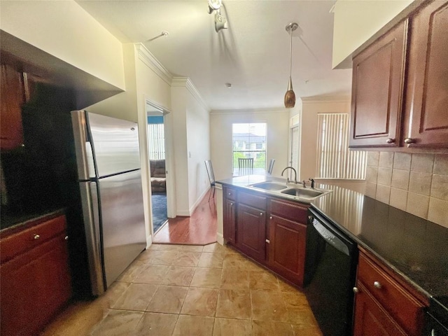 7701 Rialto Blvd Unit 1328, Austin, TX 78735 - kitchen featuring a sink, freestanding refrigerator, dishwasher, ornamental molding, and decorative backsplash