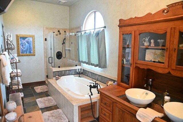 5904 Old Yoakum Rd, Cuero, TX 77954 - photo 12