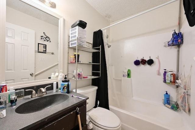 5405 Rose Hill Cir, Austin, TX 78745 - full bathroom with vanity, a textured ceiling, and shower / bath combo