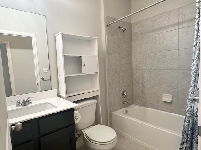 137 Rustic Glen Dr, San Marcos, TX 78666 - bathroom with toilet, shower / bath combo with shower curtain, vanity, and tile patterned floors