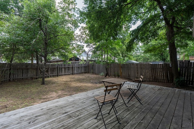 716 W 35th St, Austin, TX 78705 - wooden terrace with a fenced backyard