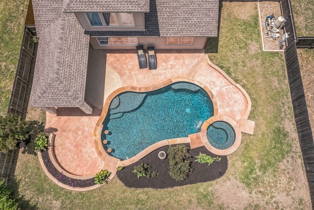 18701 Jana Patrice Dr, Pflugerville, TX 78660 - view of pool featuring a pool with connected hot tub