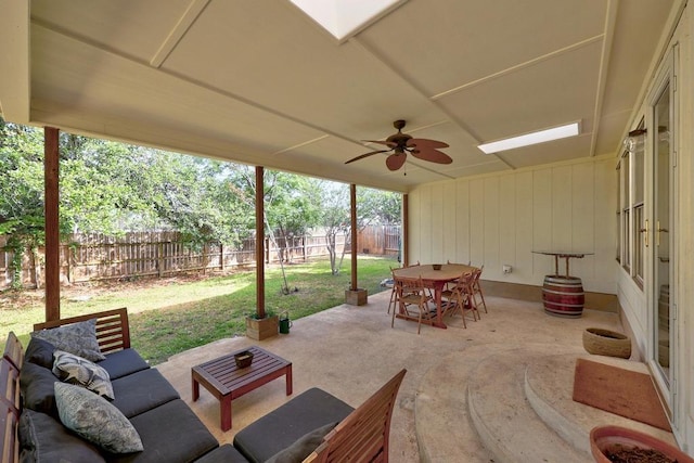 view of patio / terrace with an outdoor hangout area, a ceiling fan, and outdoor dining area