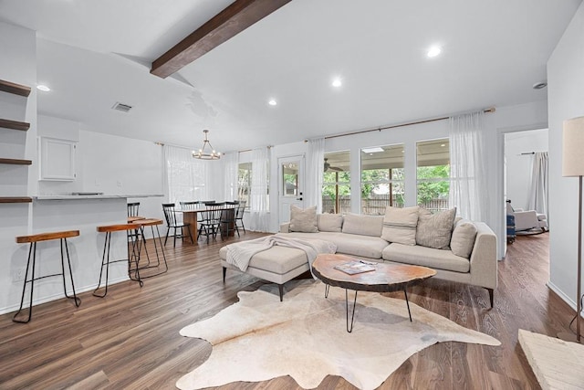 living area featuring wood finished floors, a chandelier, recessed lighting, and baseboards