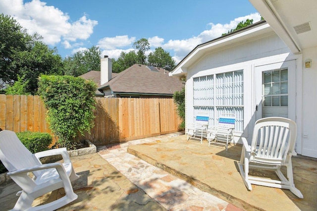 3933 Kristencreek Ln, Round Rock, TX 78681 - fenced backyard featuring a patio