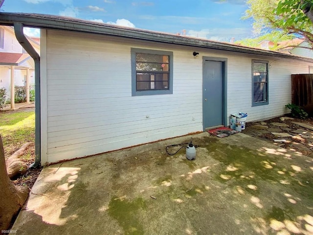 1604 Mill St Unit B, San Marcos, TX 78666 - rear view of property