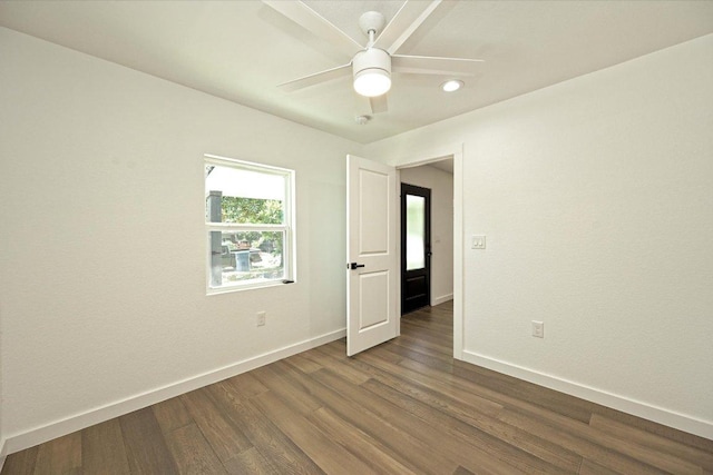710 E 2nd St, Elgin, TX 78621 - empty room featuring dark wood finished floors, recessed lighting, and ceiling fan