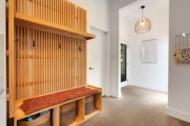 2502 Side Cv, Austin, TX 78704 - mudroom featuring baseboards
