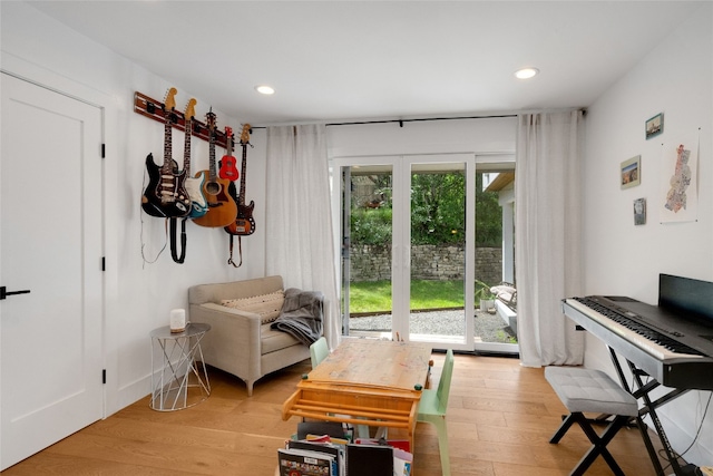 2502 Side Cv, Austin, TX 78704 - sitting room featuring light wood finished floors and recessed lighting
