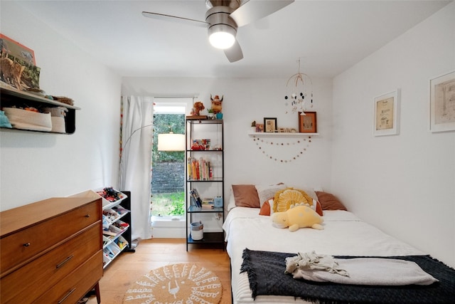 2502 Side Cv, Austin, TX 78704 - bedroom with light wood-style flooring and ceiling fan