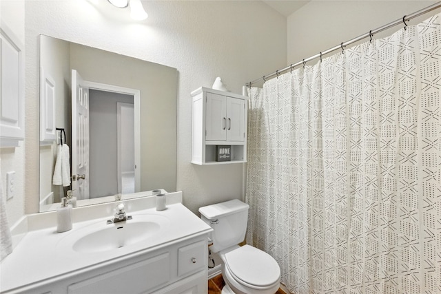 1607 Mesa Verde Dr, Round Rock, TX 78681 - full bathroom with vanity, toilet, and a shower with curtain