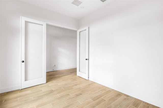 639 Bay Breeze Dr, Kyle, TX 78640 - unfurnished room with light wood-type flooring
