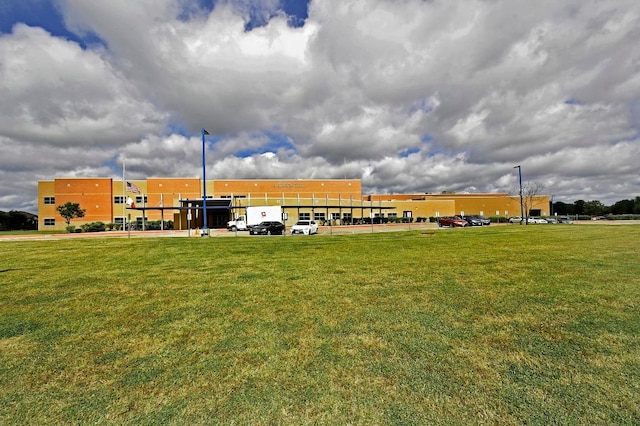 410 Easton Dr, San Marcos, TX 78666 - view of building exterior