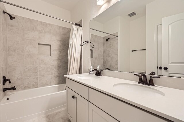 552 Windom Way, Georgetown, TX 78626 - full bath featuring shower / tub combo with curtain and double vanity
