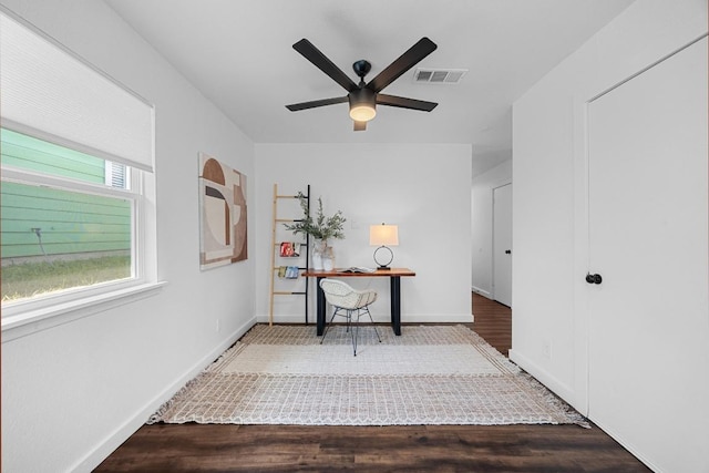 5916 Signal Pt, Austin, TX 78724 - entrance foyer featuring a ceiling fan, wood finished floors, and baseboards