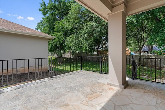 11558 Spicewood Pkwy Unit 7, Austin, TX 78750 - view of patio / terrace with fence