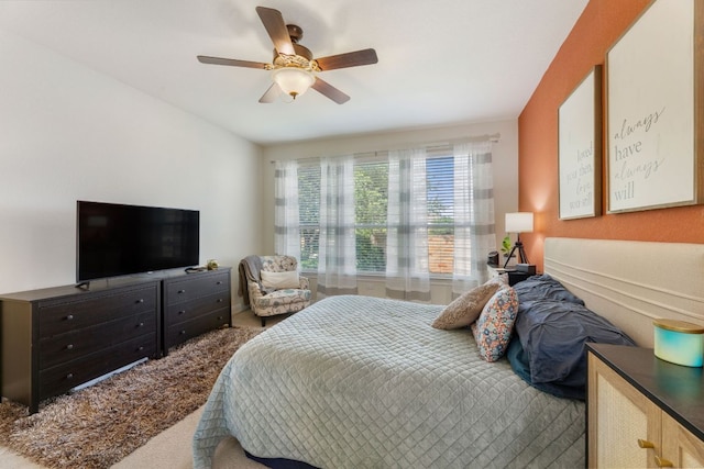 bedroom featuring ceiling fan