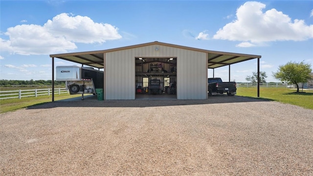 310 Hatter Dr, Moody, TX 76557 - view of pole building featuring fence and gravel driveway