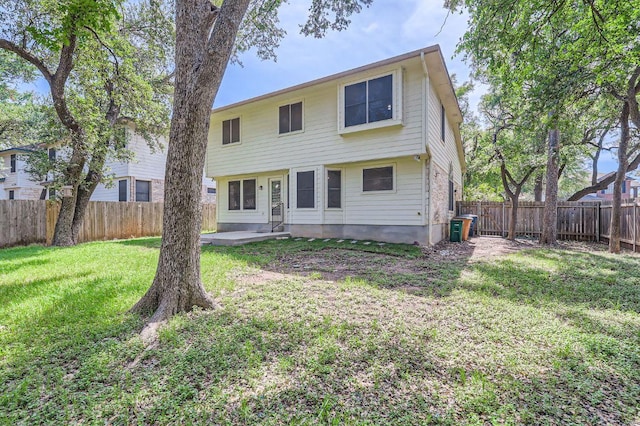 10517 S Canoa Hills Trl, Austin, TX 78717 - view of front facade with a patio area