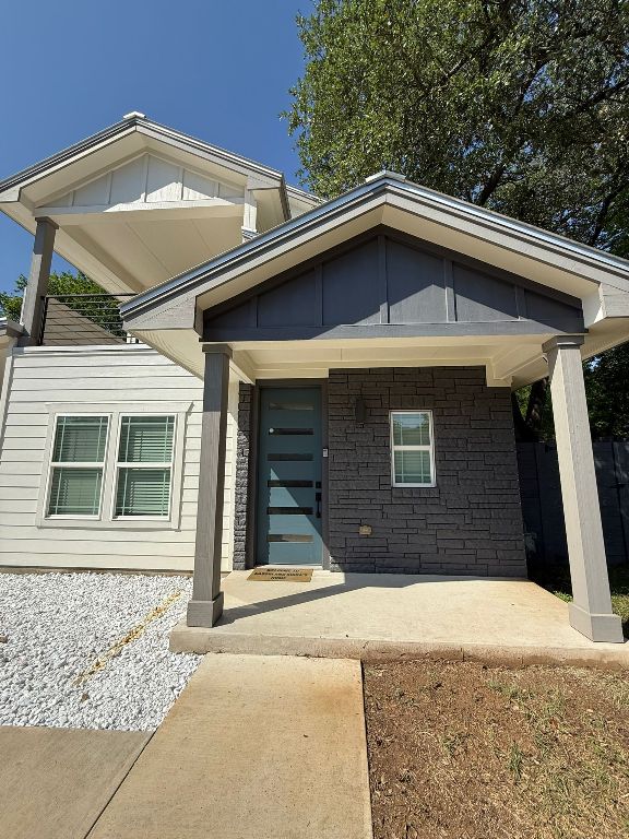 806 Philco Dr Unit 2, Austin, TX 78745 - view of front of home