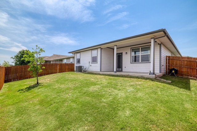 7812 City Top Blvd, Austin, TX 78724 - rear view of property with a fenced backyard