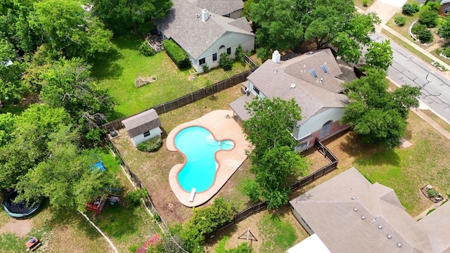 bird's eye view of a pool area