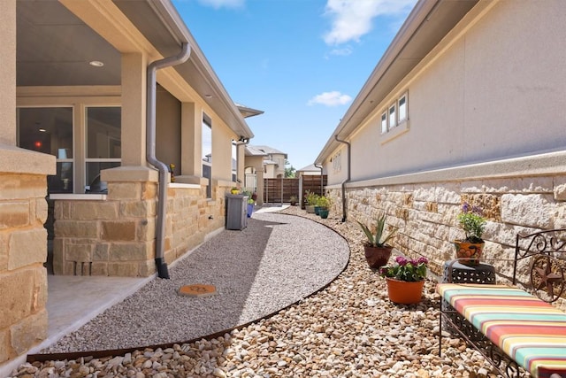 905 Indian Hawthorne Dr Unit G, Georgetown, TX 78628 - view of yard