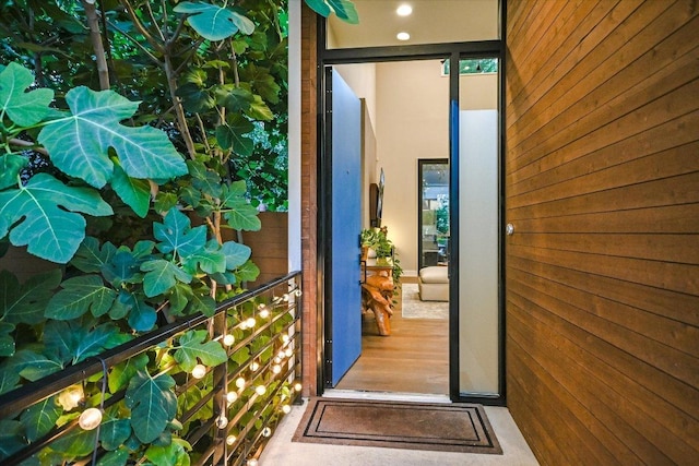 2010 Goodrich Ave Unit 5A, Austin, TX 78704 - entrance to property featuring a balcony