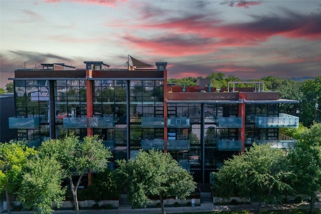 1401 Eva St Unit 406, Austin, TX 78704 - view of property at dusk