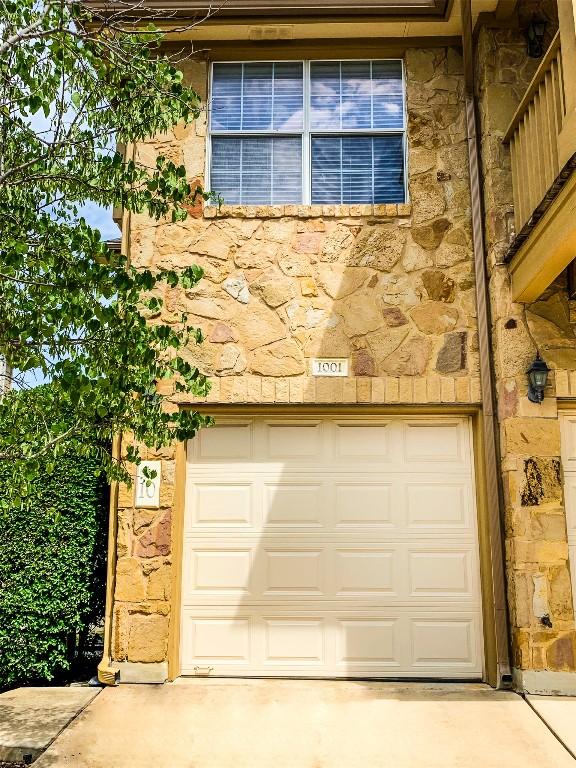 16100 S Great Oaks Dr Unit 1001, Round Rock, TX 78681 - photo 2