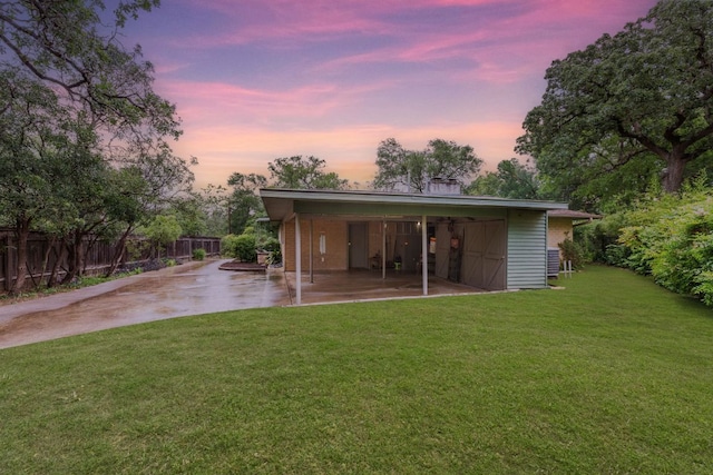 2507 Inwood Pl, Austin, TX 78703 - rear view of property with driveway