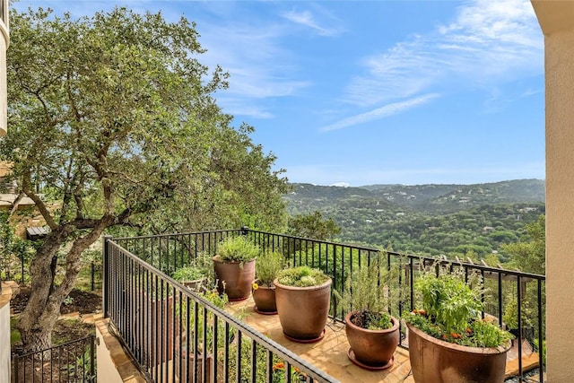 1710 Mount Larson Rd, Austin, TX 78746 - balcony with a mountain view