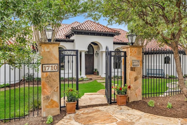 1710 Mount Larson Rd, Austin, TX 78746 - view of gate