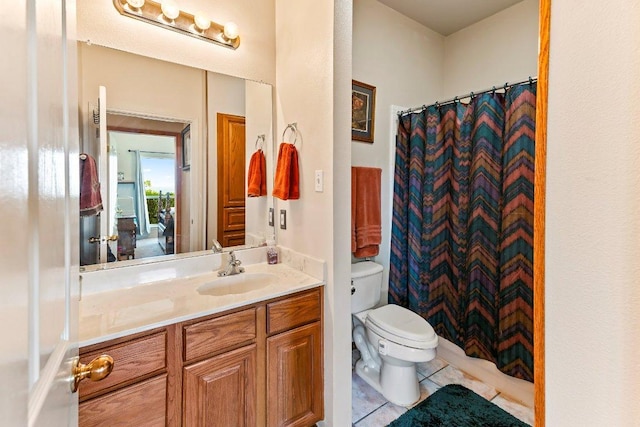 9038 Eagles Vw, Spring Branch, TX 78070 - full bath featuring toilet, vanity, tile patterned flooring, and curtained shower