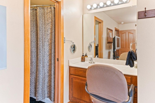 9038 Eagles Vw, Spring Branch, TX 78070 - bathroom featuring vanity and curtained shower