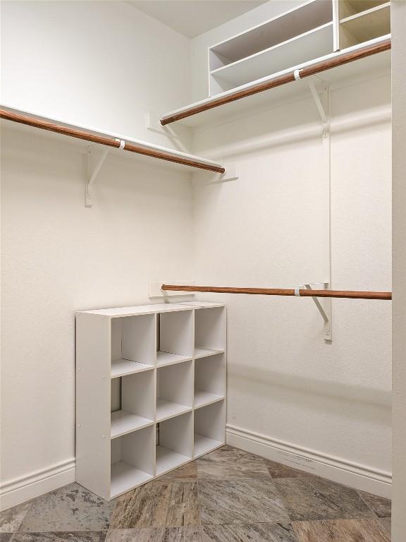 818 Caprock Canyon Trl, Georgetown, TX 78633 - view of walk in closet