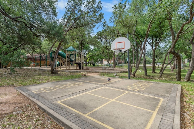 8105 Red Bird Ct, Austin, TX 78726 - view of sport court with community basketball court and view of scattered trees