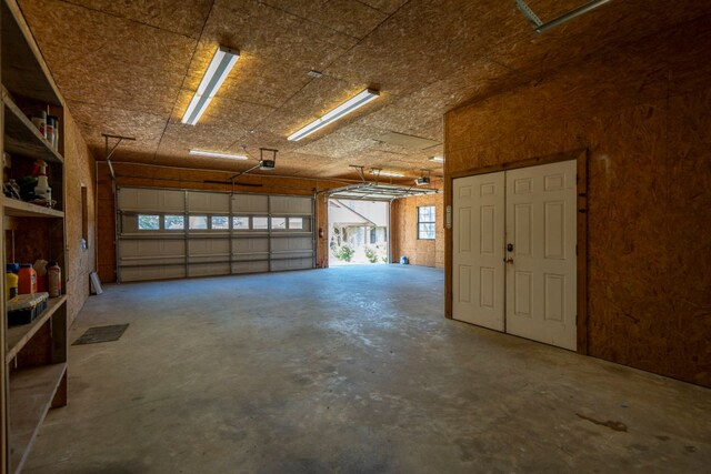 507 Canyon Wren Dr, Buda, TX 78610 - view of garage