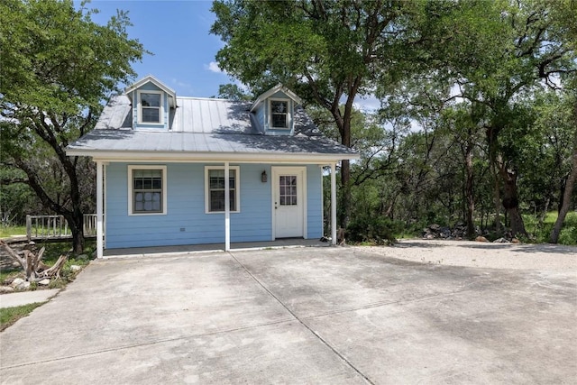 28920 Country Dr, New Braunfels, TX 78132 - view of front of property with a porch