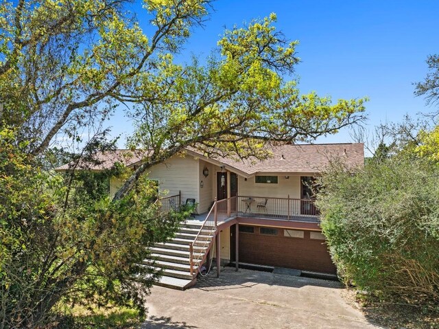 909 Redbud Trl, West Lake Hills, TX 78746 - view of front of house featuring stairway and driveway