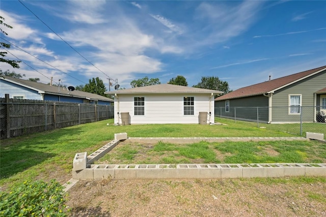 1727 Leander St, Georgetown, TX 78626 - view of rear view of property