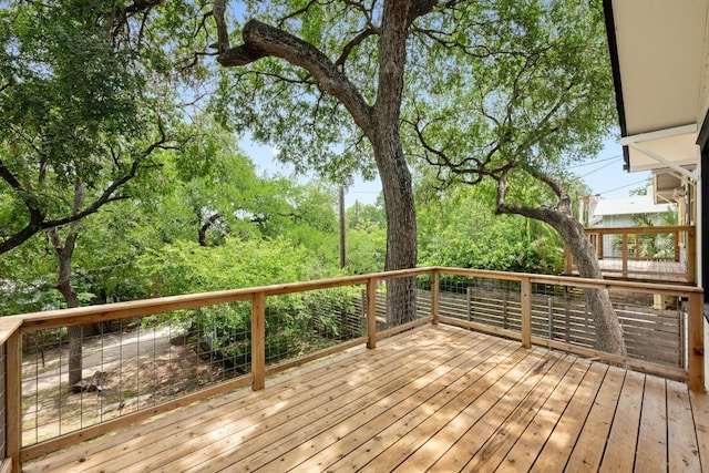 713 Patterson Ave, Austin, TX 78703 - view of wooden deck
