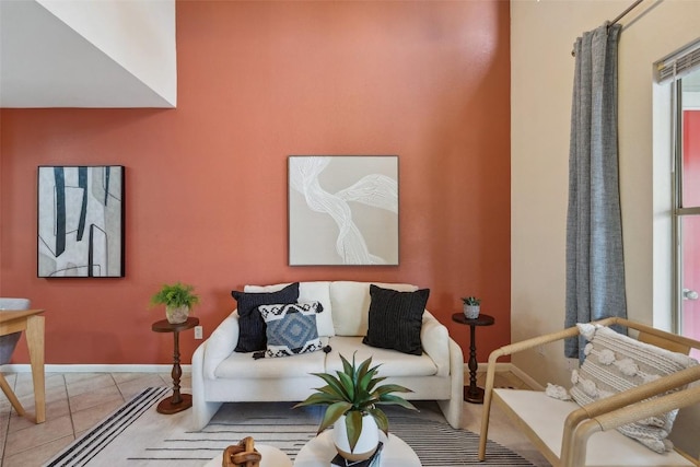 2104 Cullen Ave Unit 223, Austin, TX 78757 - tiled living room with baseboards