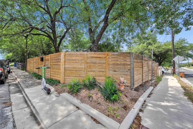 1901 E 10th St, Austin, TX 78702 - exterior space