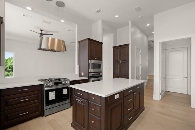 3401 Day Star Cv, Austin, TX 78746 - bedroom featuring light wood-style flooring, baseboards, recessed lighting, ceiling fan, and vaulted ceiling