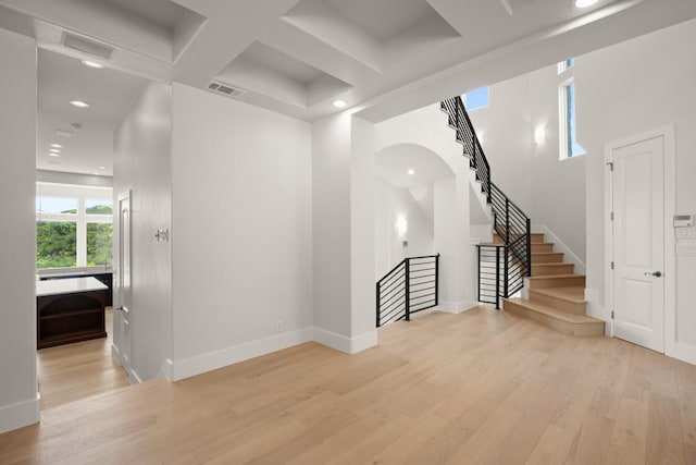 3401 Day Star Cv, Austin, TX 78746 - living area featuring ceiling fan, wood finished floors, baseboards, and recessed lighting