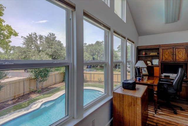 6022 Abilene Trl, Austin, TX 78749 - office with vaulted ceiling