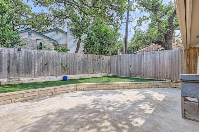9518 Topridge Dr Unit 7, Austin, TX 78750 - fenced backyard featuring a patio area