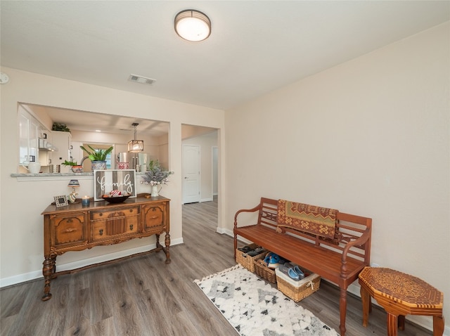 2702 Double Tree St, Round Rock, TX 78681 - sitting room featuring wood finished floors and baseboards